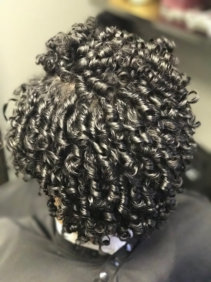 How to Do a Natural Twist Out: 4 Easy Steps | Moisture Love